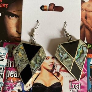 Grungey Diamond Shape Earrings